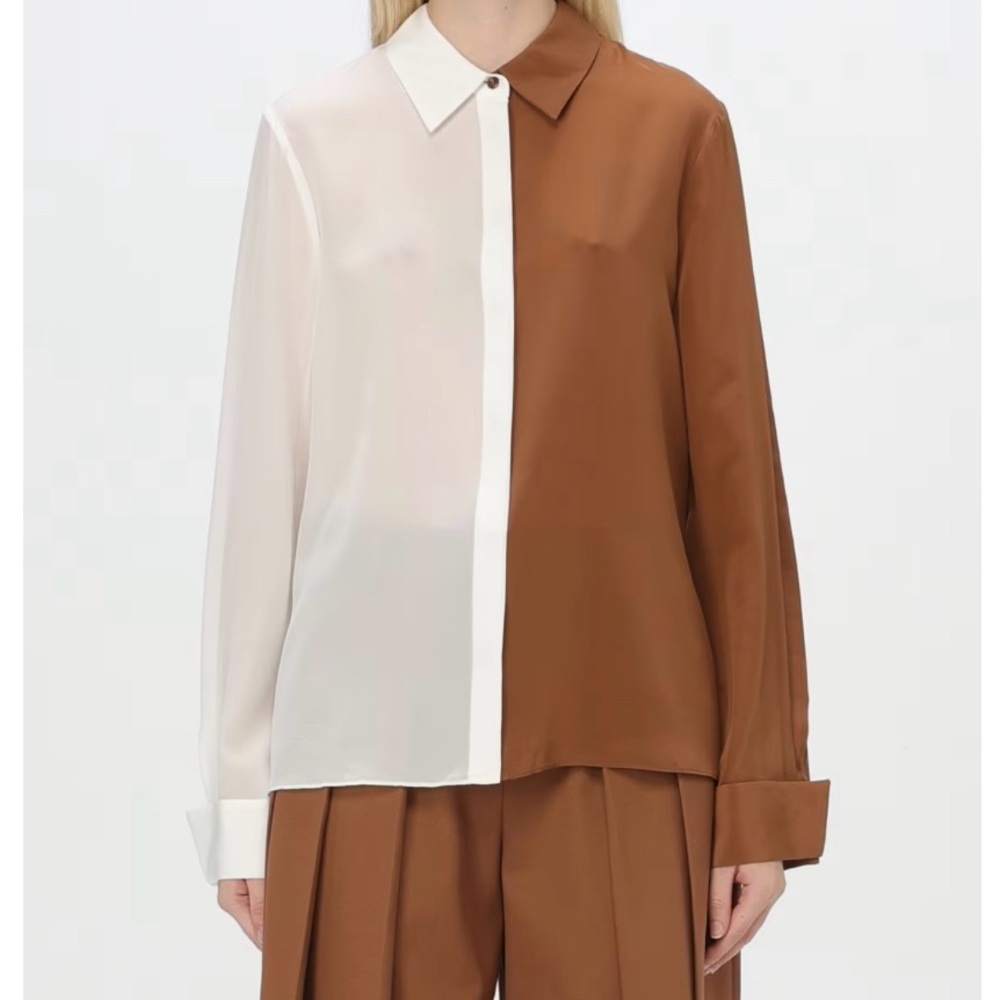 NWT ALICE+OLIVIA Elegant Camel and White Women's blouse. Size XS.